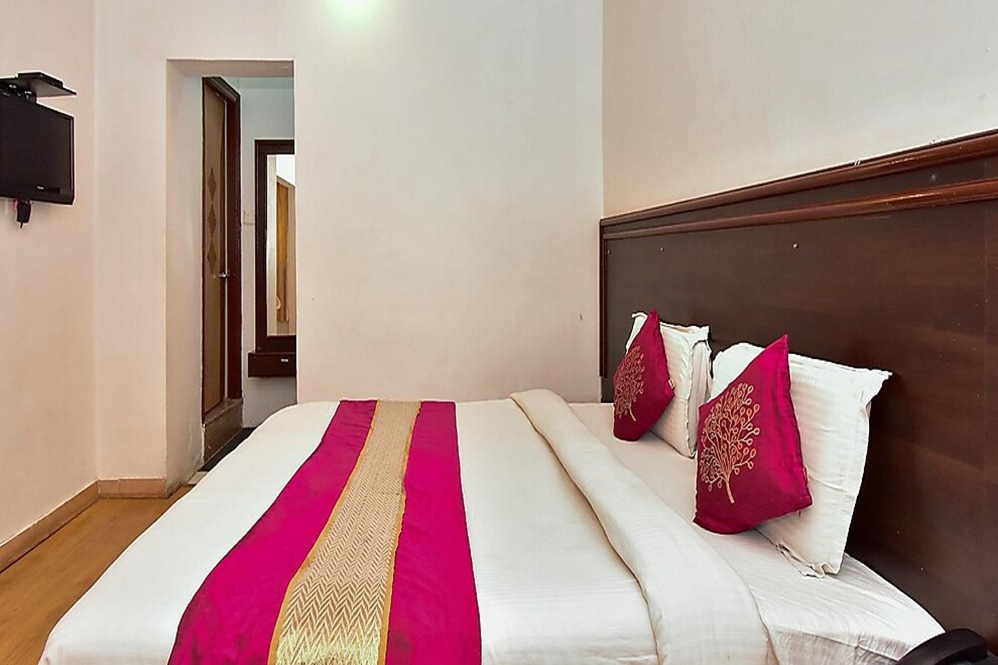 Hotel Deep Palace Near Bus Stand Udaipole Udaipur Luaran gambar