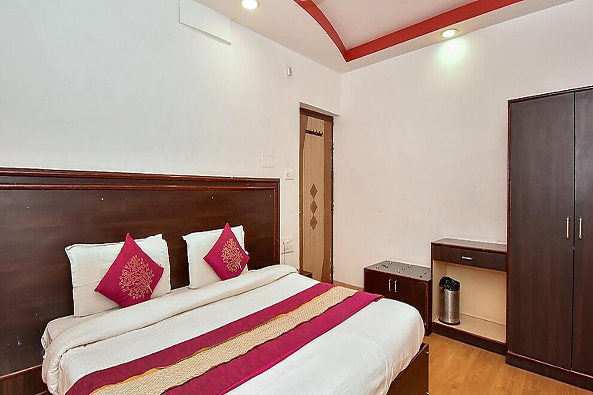 Hotel Deep Palace Near Bus Stand Udaipole Udaipur Luaran gambar