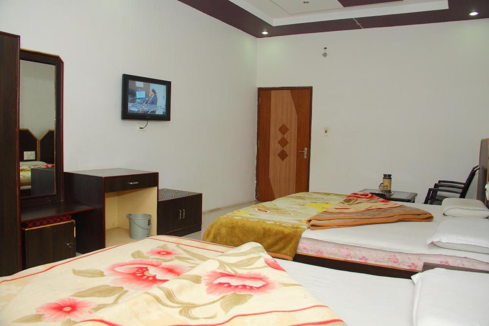 Hotel Deep Palace Near Bus Stand Udaipole Udaipur Luaran gambar
